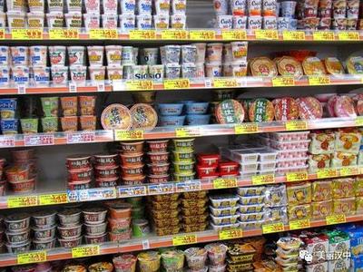 漢中某學校一桶泡面賣10元引質疑，市場監管局介入調查預包裝食品定價